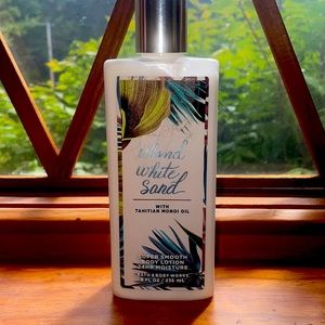 NEW ISLAND 🏝 WHITE SAND BATH& BODYWORKS !!HARD TO FIND !!!